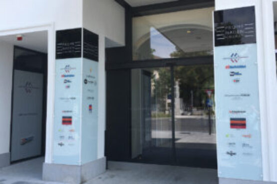 Promenaden Galerien Wandschilder Haupteingang