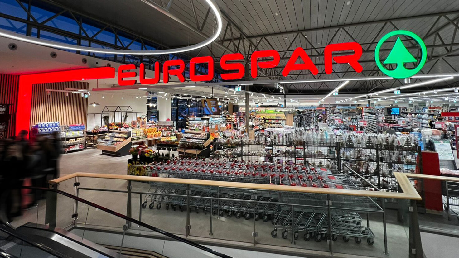 Eurospar Lustenau Lisene Leuchtschrift Eingang