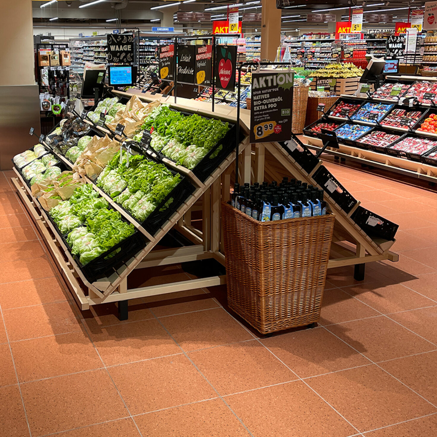 Interspar Graz Salatregal