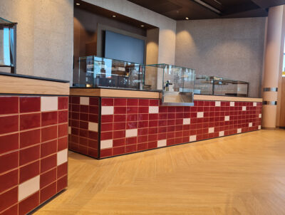 maxi.restaurant Linz Ladenbau Verkaufstheke