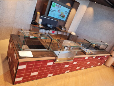 maxi.restaurant Linz Ladenbau Verkaufstheke