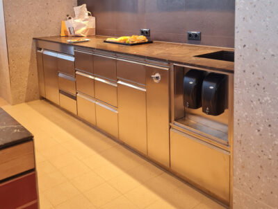 maxi.restaurant Linz Ladenbau Verkaufstheke