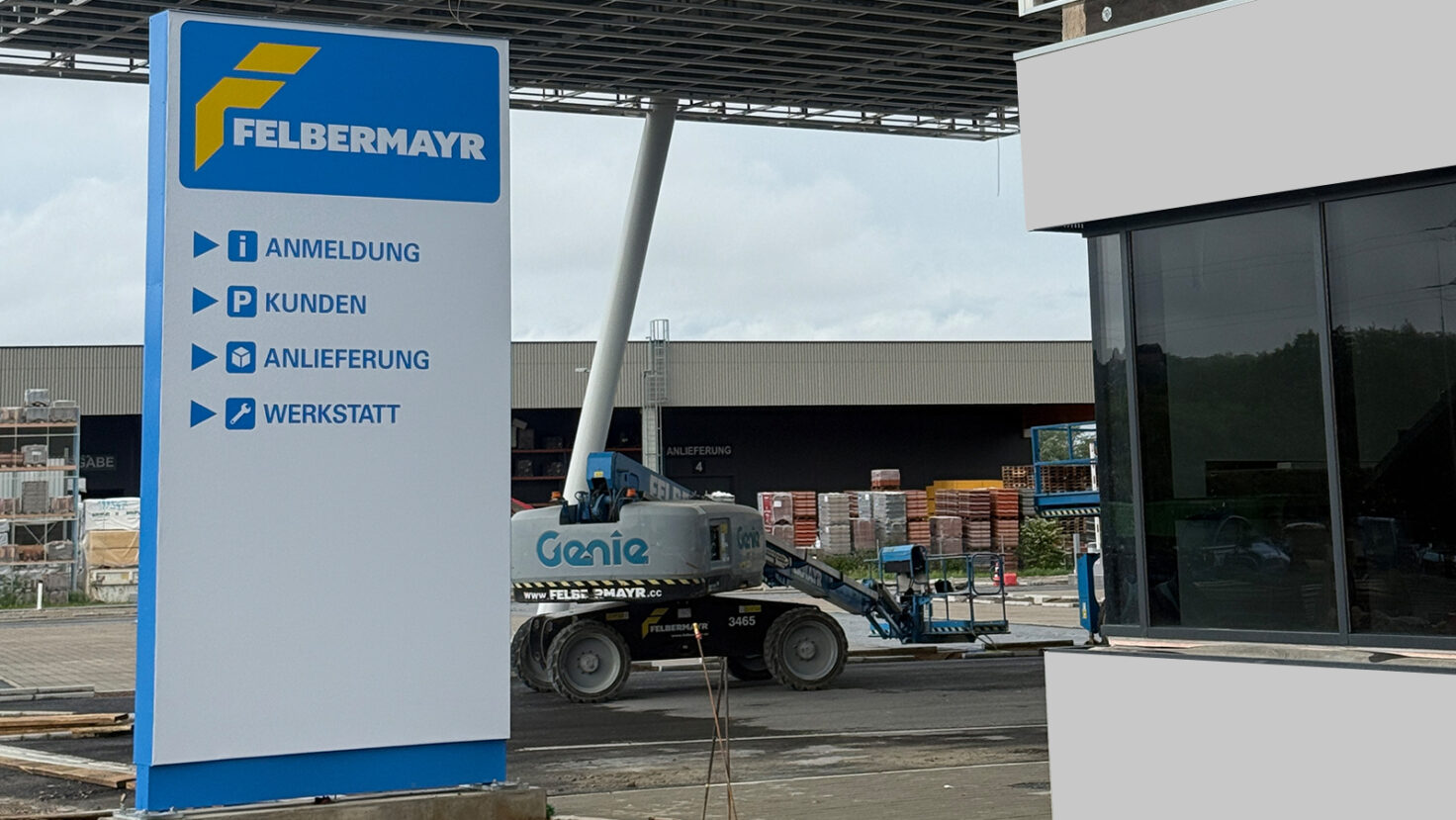 Felbermayr Leuchtschild Pylon